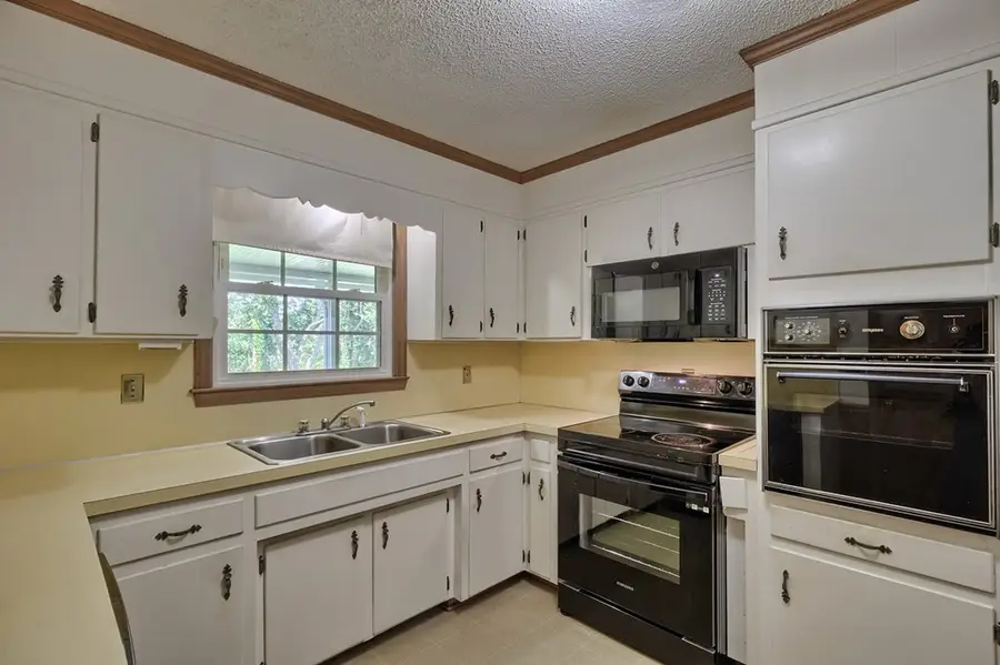 114 Robinson Drive, North, SC 29112 - Image #3