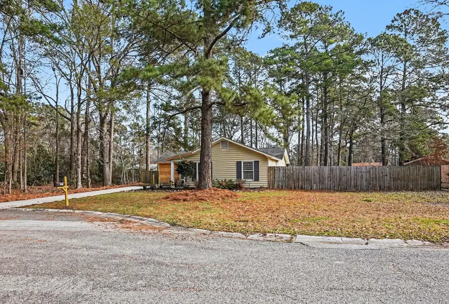 451 Longleaf Drive, Summerville, SC 29483 - Image #3