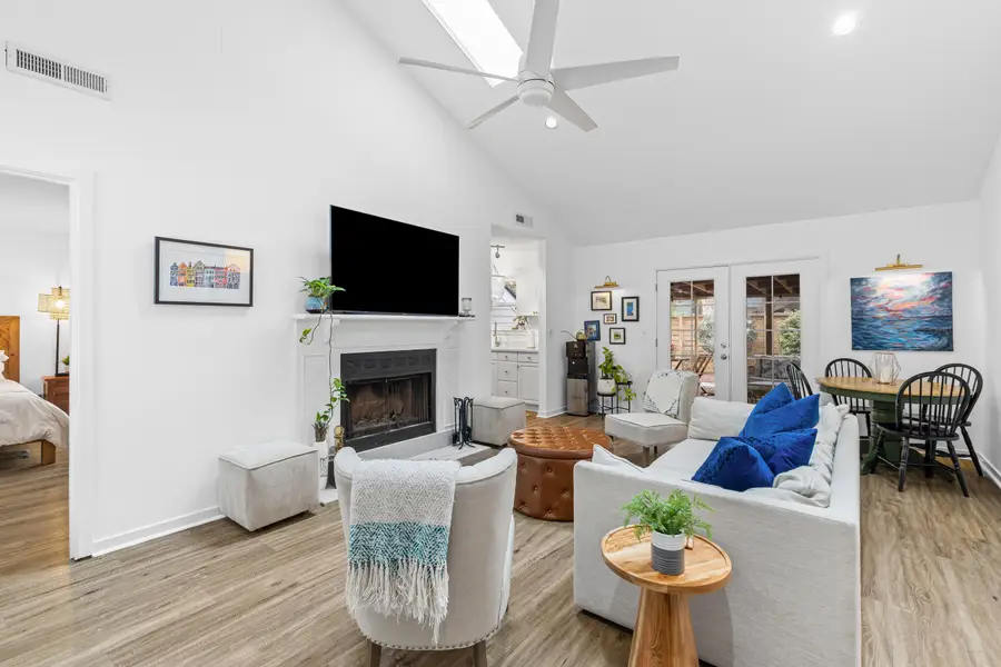 1115 Honeysuckle Court, Mount Pleasant, SC 29464 - Image #3