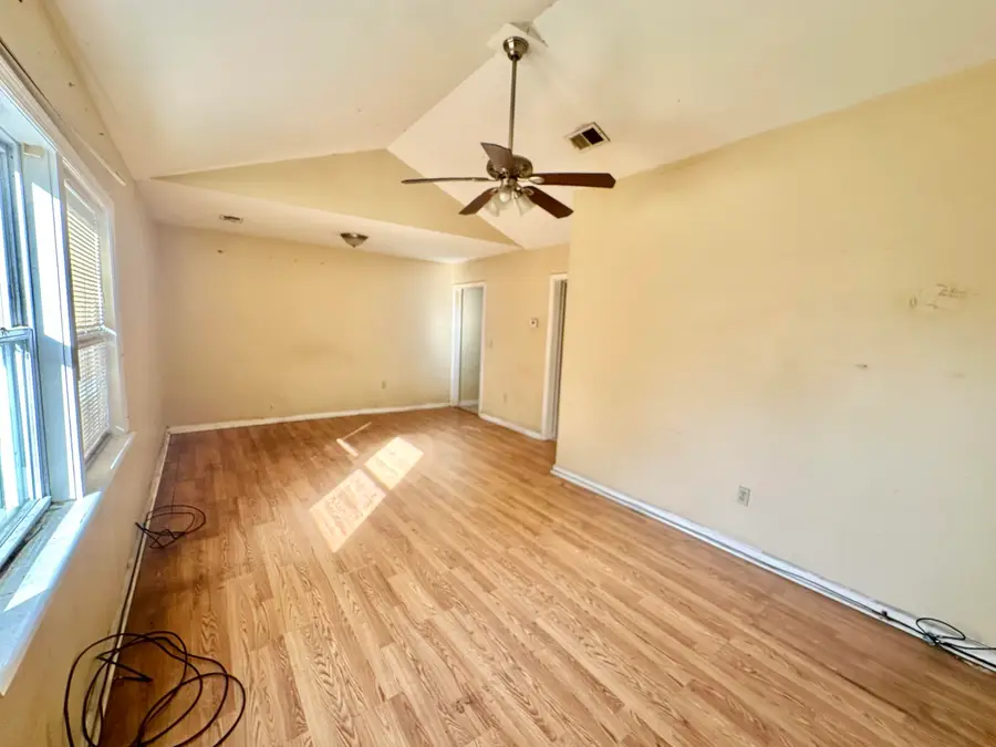 Address Withheld By Seller, Hanahan, SC 29410 - Image #2