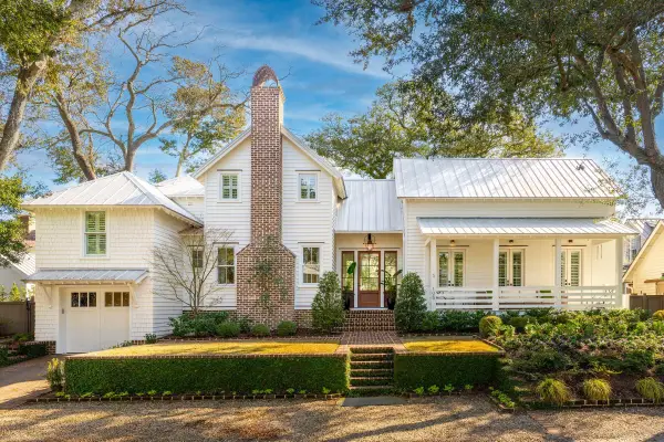 105 Friend Street, Mount Pleasant, SC 29464