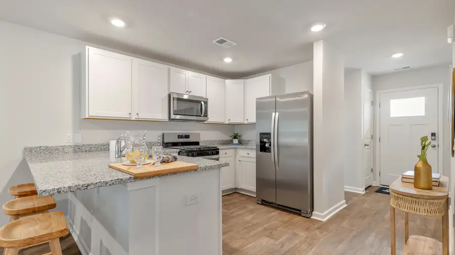 926 Long Bluff Road, Summerville, SC 29486 - Image #3