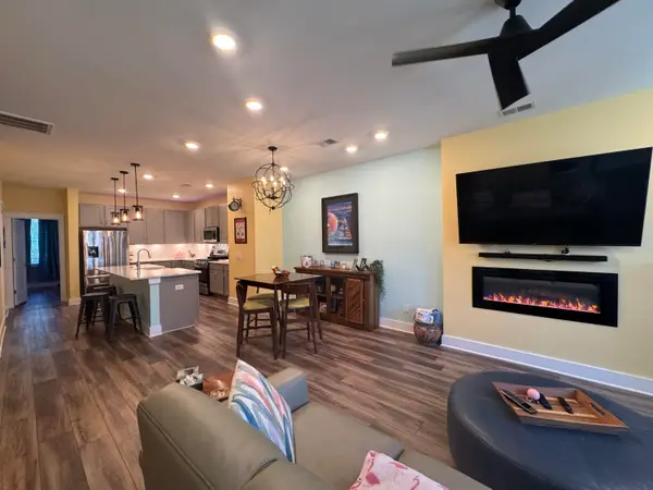 4581 Mixson Avenue, North Charleston, SC 29405