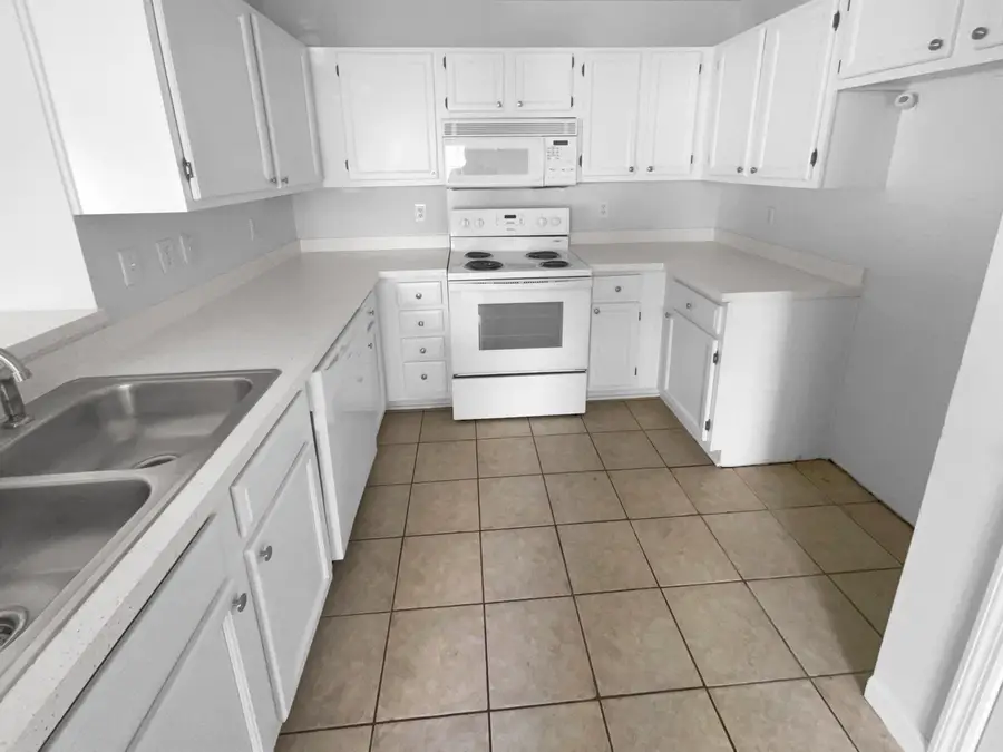 198 Two Pond Loop, Ladson, SC 29456 - Image #2