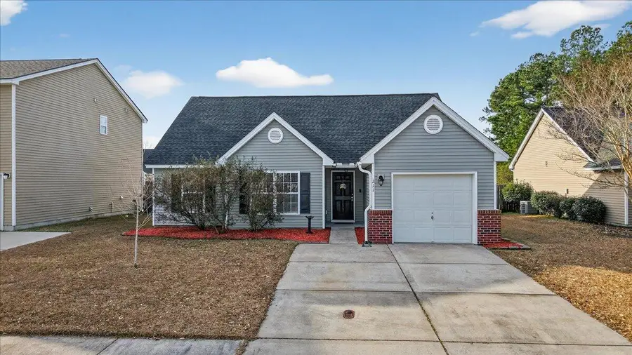 211 Avonshire Drive, Summerville, SC 29483 - Image #2