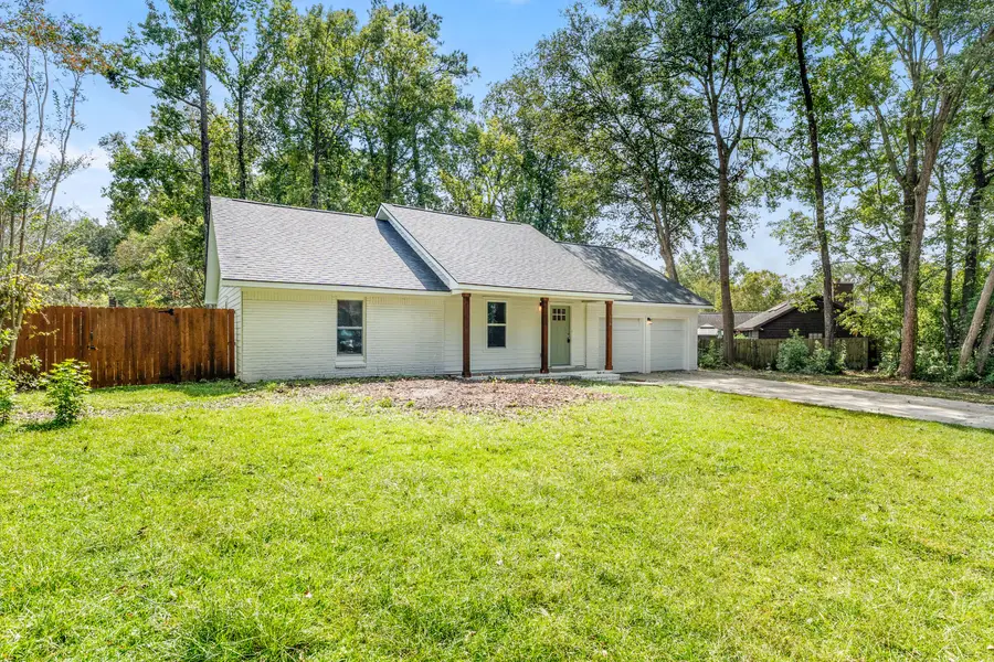 106 Glebe Road, Summerville, SC 29485 - Image #2