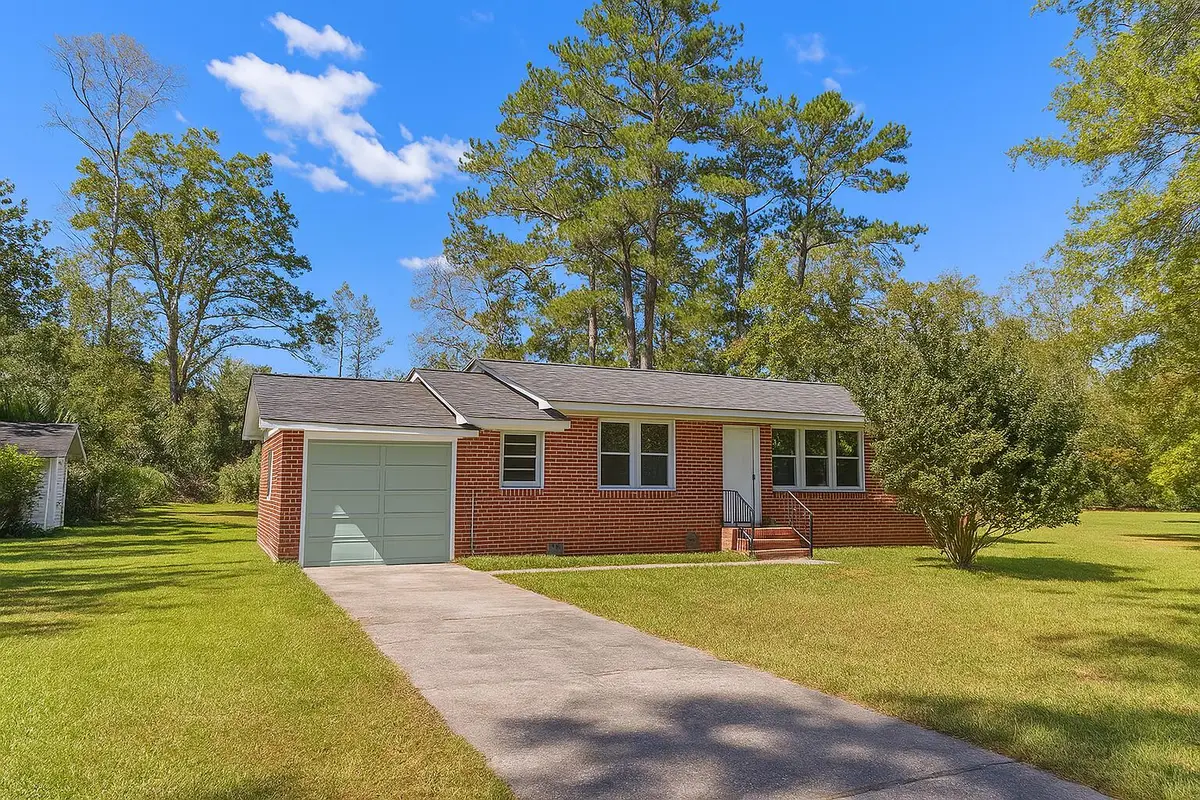 605 Poplar Street, Walterboro, SC 29488 - #1