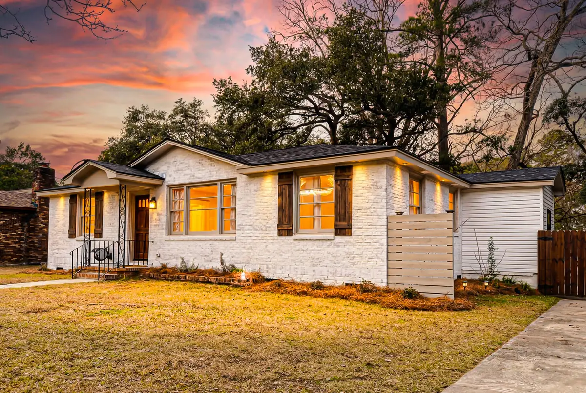 111 Circle Drive, Summerville, SC 29485 - Image #1