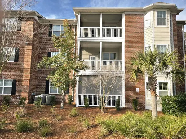 1585 Cambridge Lakes Drive #207e, Mount Pleasant, SC 29464