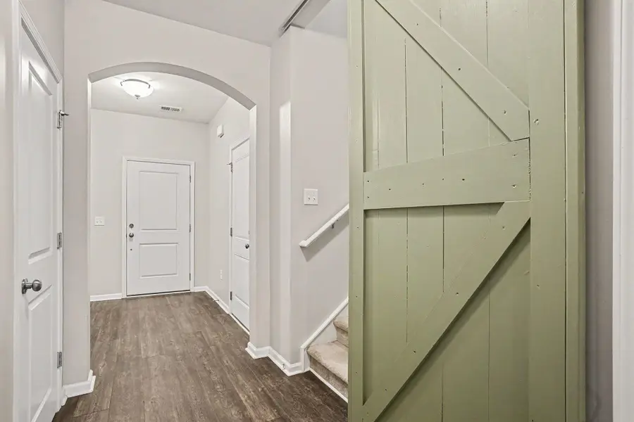 202 Pavilion Street, Summerville, SC 29483 - Image #2