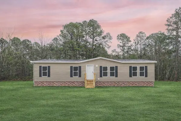 240 Johnson Lane, Pineville, SC 29468