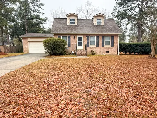 108 Sandtrap Road, Summerville, SC 29483
