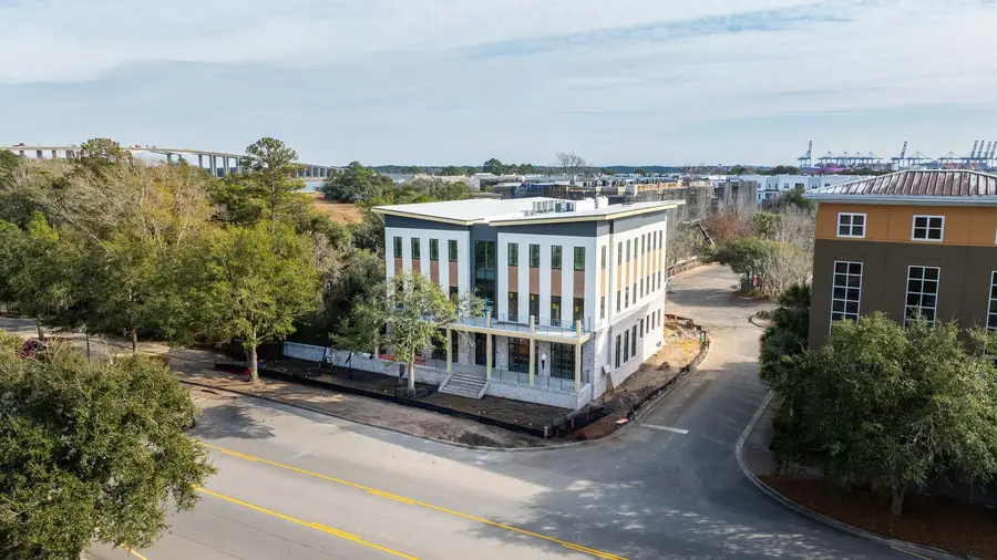 211 Seven Farms Drive #302, Charleston, SC 29492 - Image #3