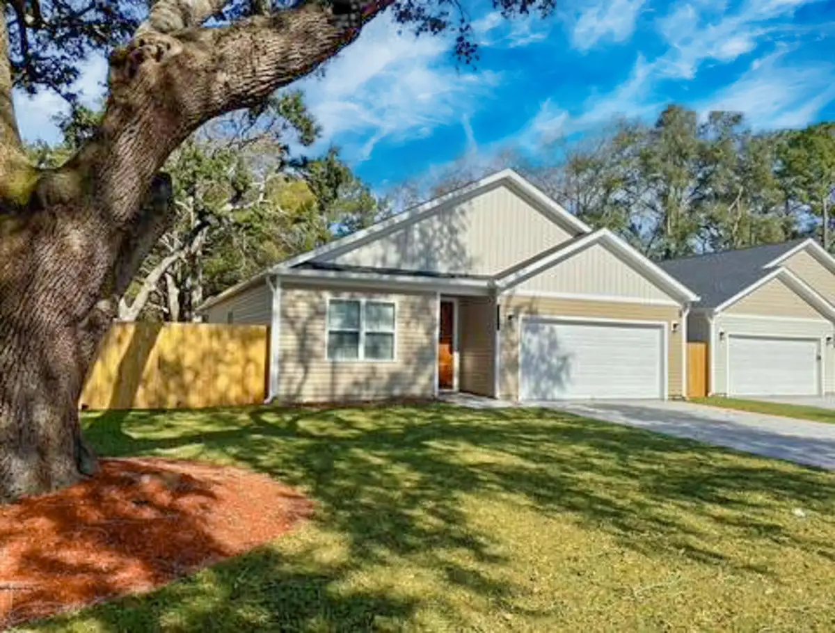 2420 Raymond Avenue, North Charleston, SC 29406 - Image #1