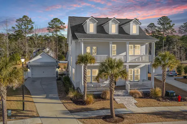 1748 Agate Bay Drive, Mount Pleasant, SC 29466