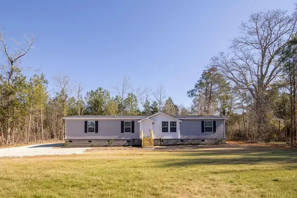 1020 Universal Circle, Saint Stephen, SC 29479
