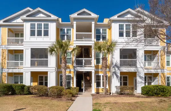 2111 Chatelain Way, Mount Pleasant, SC 29464