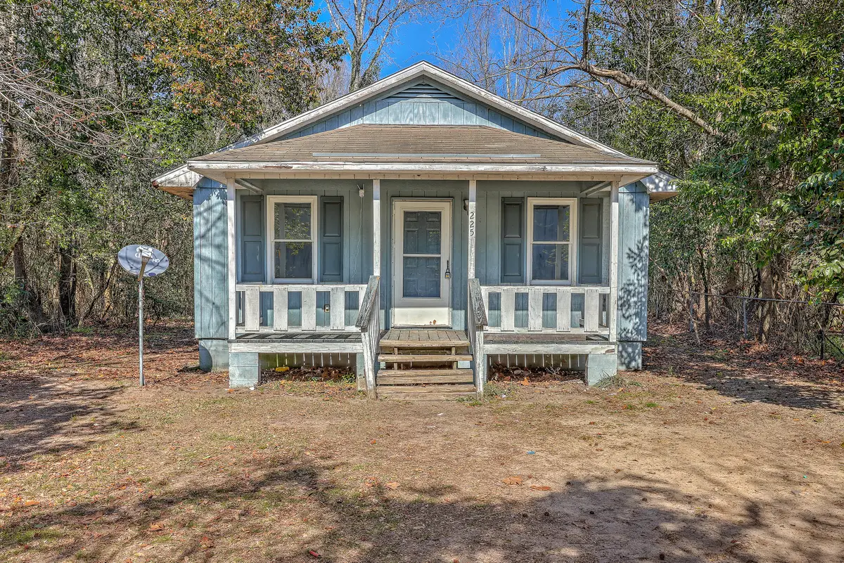 225 Reardon Street, Manning, SC 29102 - #1