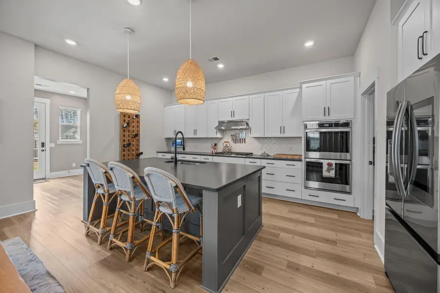 643 Blueway Avenue, Summerville, SC 29486 - #3