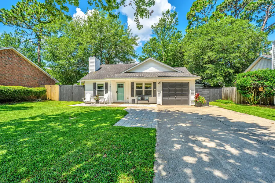 1382 W Point Drive, Mount Pleasant, SC 29466 - #2