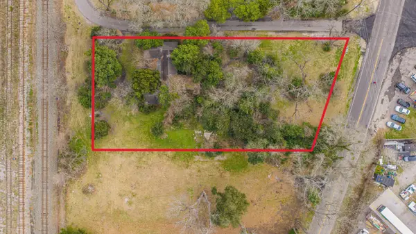 1001 W Richardson Avenue, Summerville, SC 29483