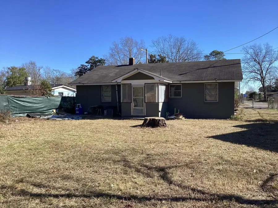 850 Hampton Street, Elloree, SC 29047 - #3