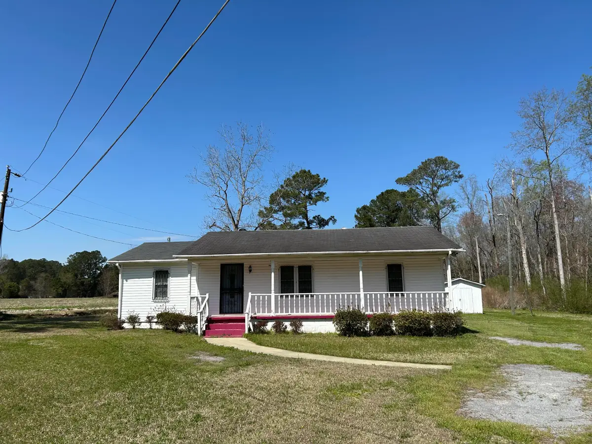 4304 Alex Harvin Highway, Manning, SC 29102 - #1