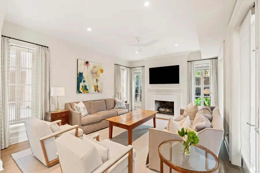 4 Gateway Walk, Charleston, SC 29401 - #2