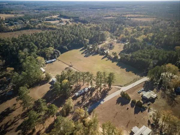 40 Hillview Road, Saint Matthews, SC 29135