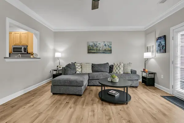 945 E Estates Boulevard #D, Charleston, SC 29414