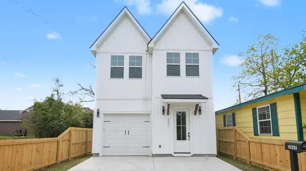 2047 Forest Avenue, North Charleston, SC 29405