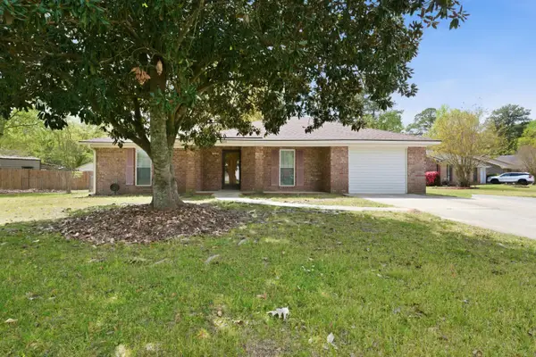 101 Carriage Lane, Summerville, SC 29486