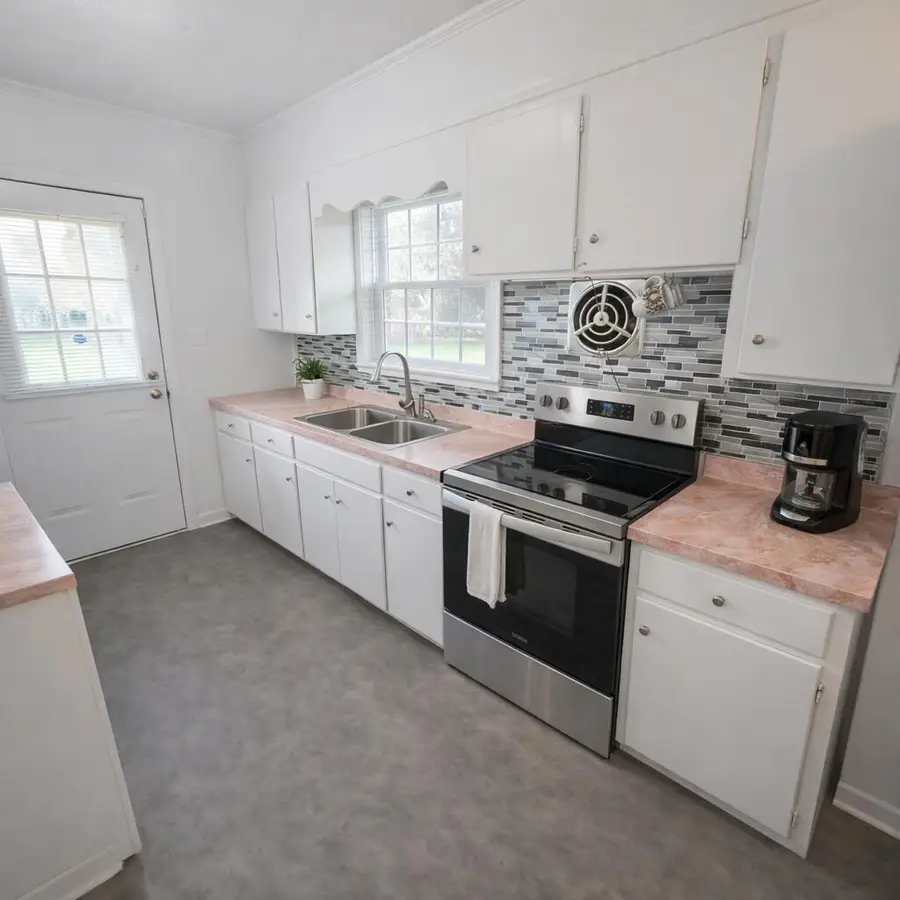 1324 Springdale Drive, Orangeburg, SC 29118 - #2