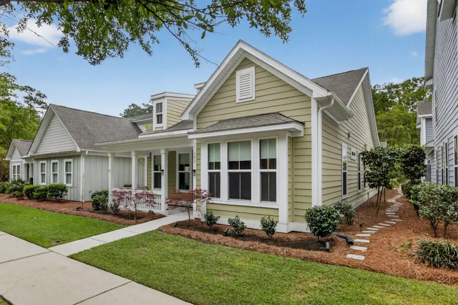 153 Village Ponds Drive, Summerville, SC 29483 - #2