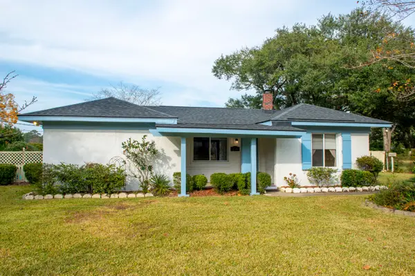 1744 Brantley Drive, Charleston, SC 29412