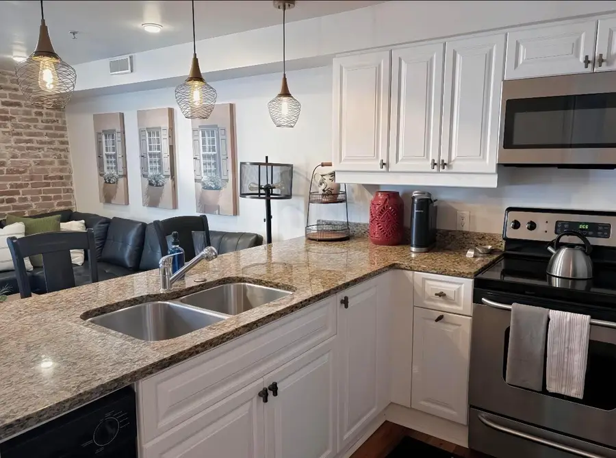 377 King Street #Unit 203, Charleston, SC 29401 - #2