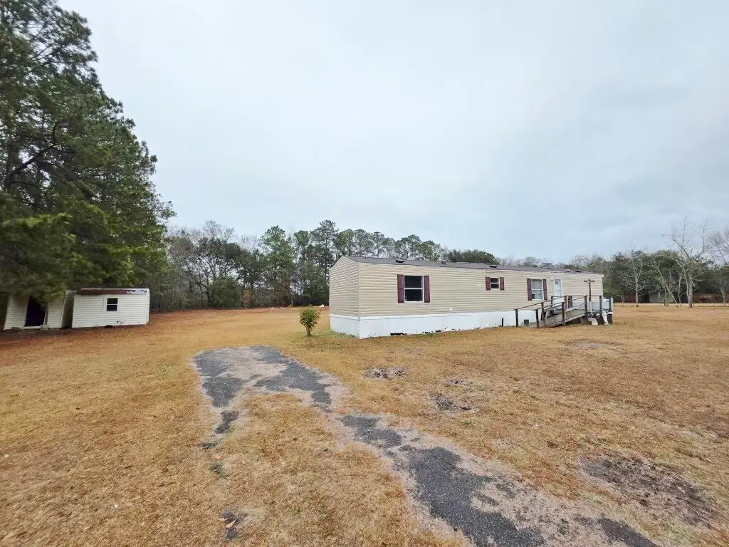 180 Cherry Tree Lane, Walterboro, SC 29488 - #1