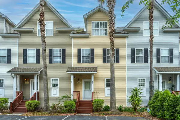 4933 Lake Palmetto Lane, North Charleston, SC 29418