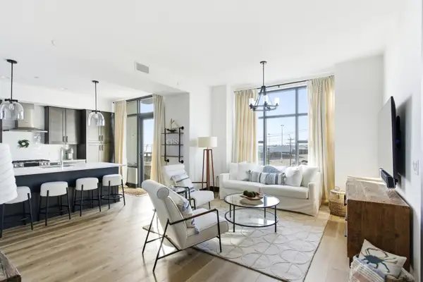 5 Gadsdenboro Street #Apt 405, Charleston, SC 29401