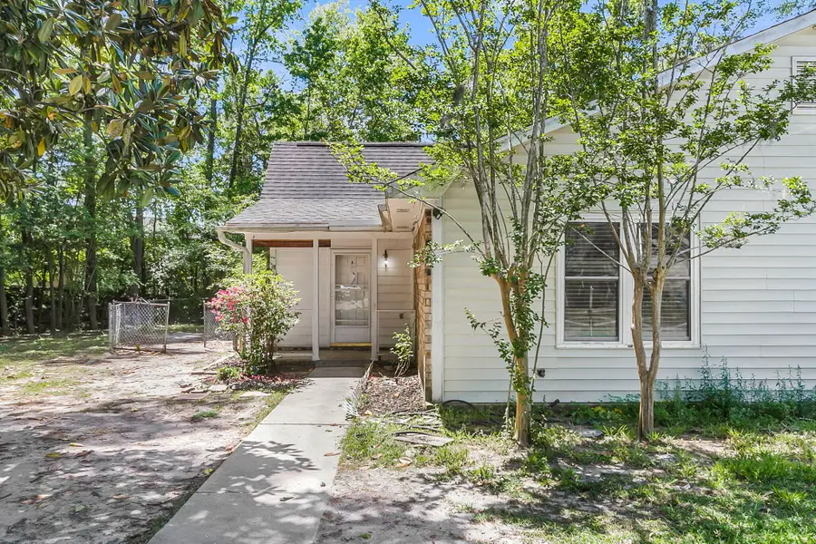 9520 S Cardinal Drive, Ladson, SC 29456 - #3