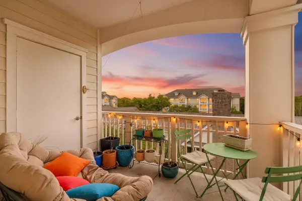 2244 Ashley Crossing Drive #Unit 231, Charleston, SC 29414