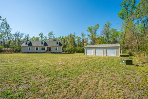 380 Rhode Drive, Cottageville, SC 29435