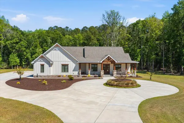 6589 N Highway 17, Awendaw, SC 29429