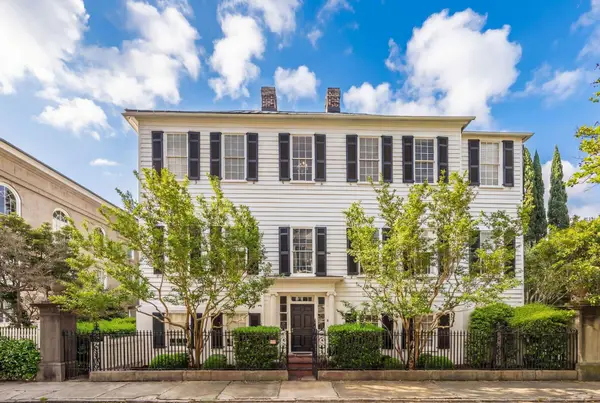 75 Tradd Street, Charleston, SC 29401