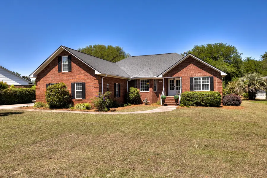 25 Plantation Drive, Manning, SC 29102 - #2