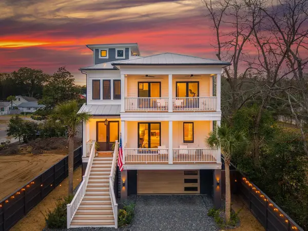 121 Simmons Street, Mount Pleasant, SC 29464