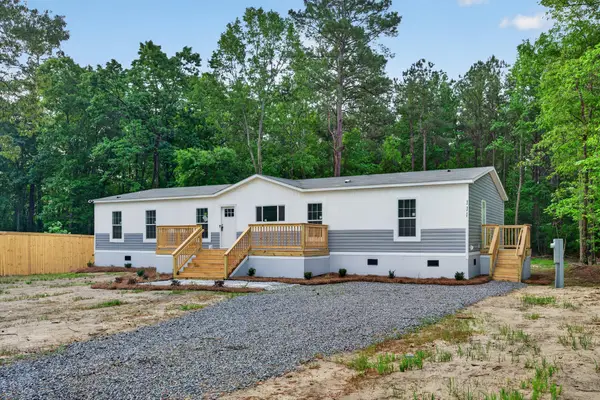 111 Ash Hill Drive, Eutawville, SC 29048