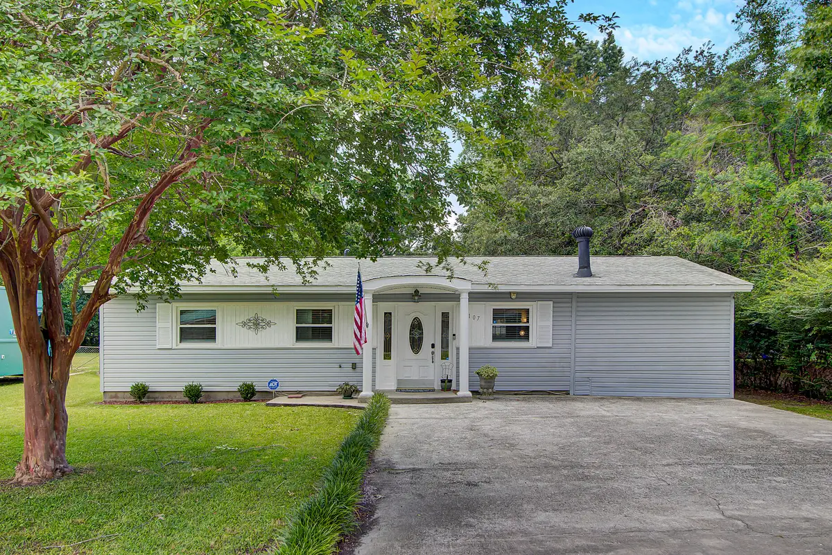 1107 Hawthorne Road, Hanahan, SC 29410 - #1
