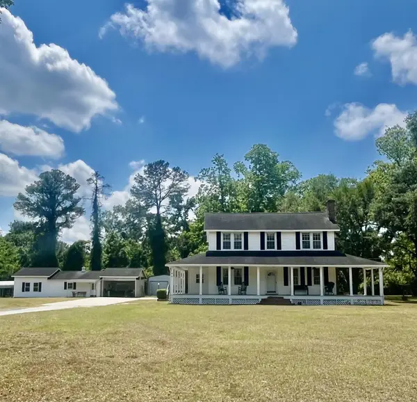 6068 Charleston Highway, Walterboro, SC 29488