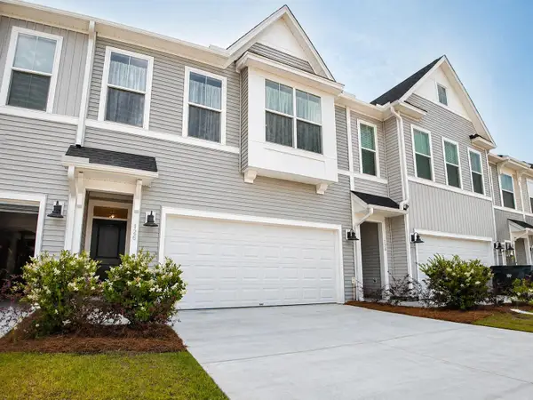 126 Brown Swiss Circle, Summerville, SC 29483